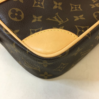 Louis Vuitton Monogram Trocadero (generic straps include) Sku# 67941