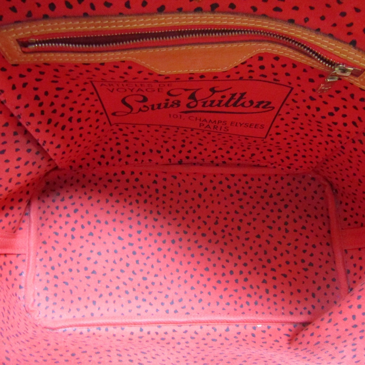 Louis Vuitton  Limited Edition Rouge Yayoi Kusama Monogram Waves Neverfull MM Bag