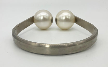 RARE Chanel Pearl Ball Choker with Box