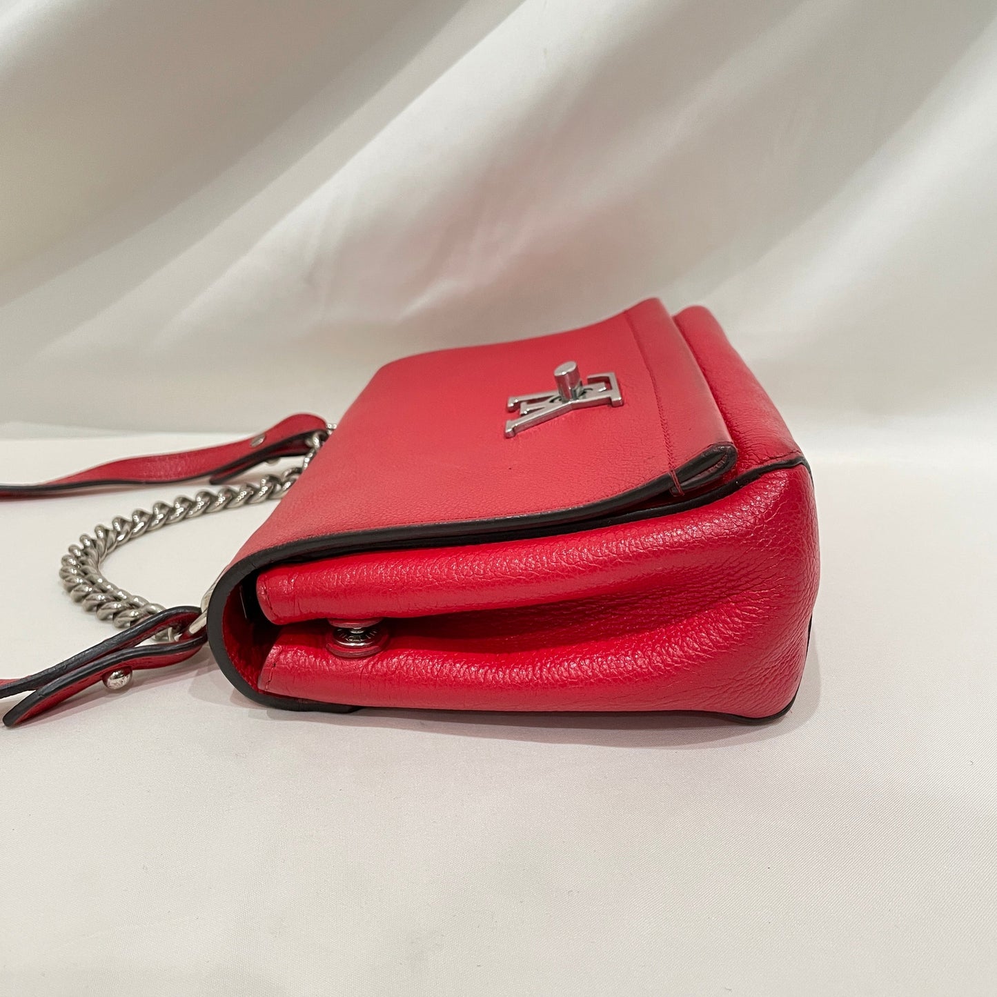 Louis Vuitton Red Taurillon Leather Lockme BB Sku# 81015