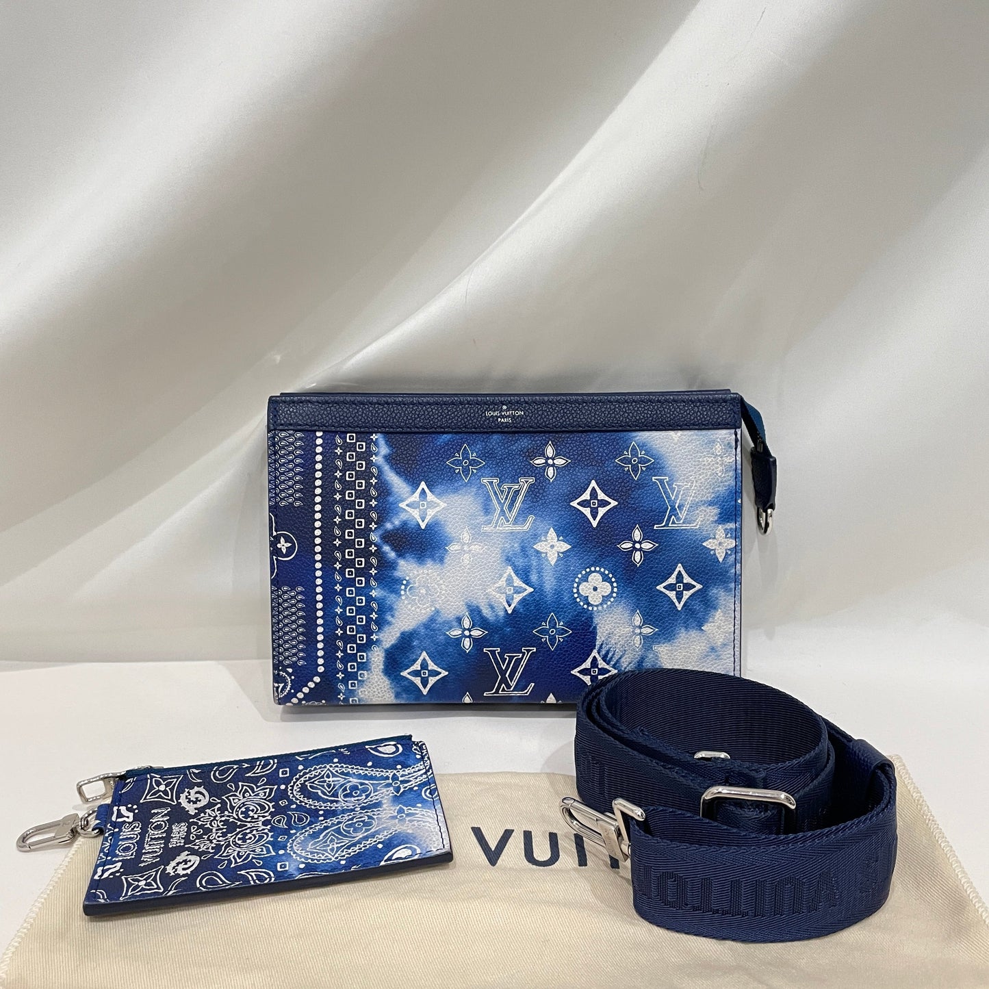 Louis Vuitton Blue Monogram Bandana Wearable Wallet Sku# 80911