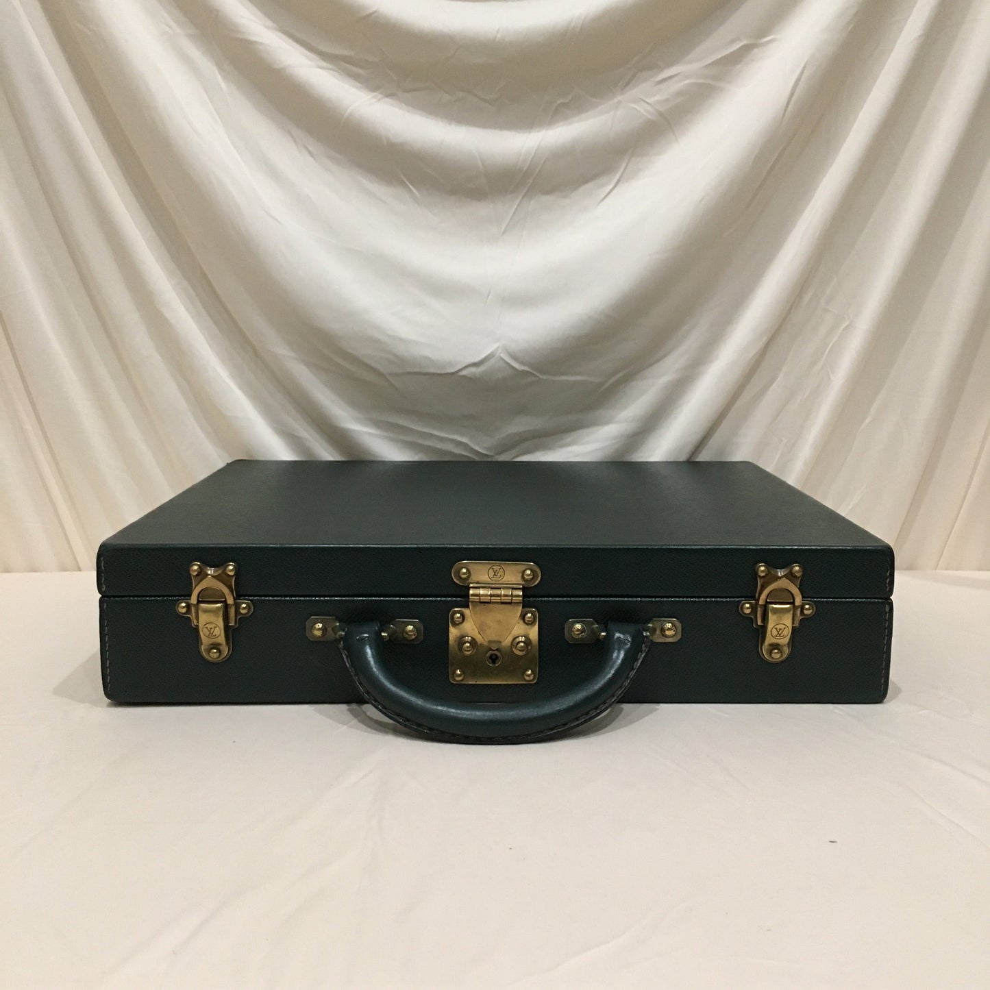 Louis Vuitton Green Taiga Trunk Case Sku# 73024