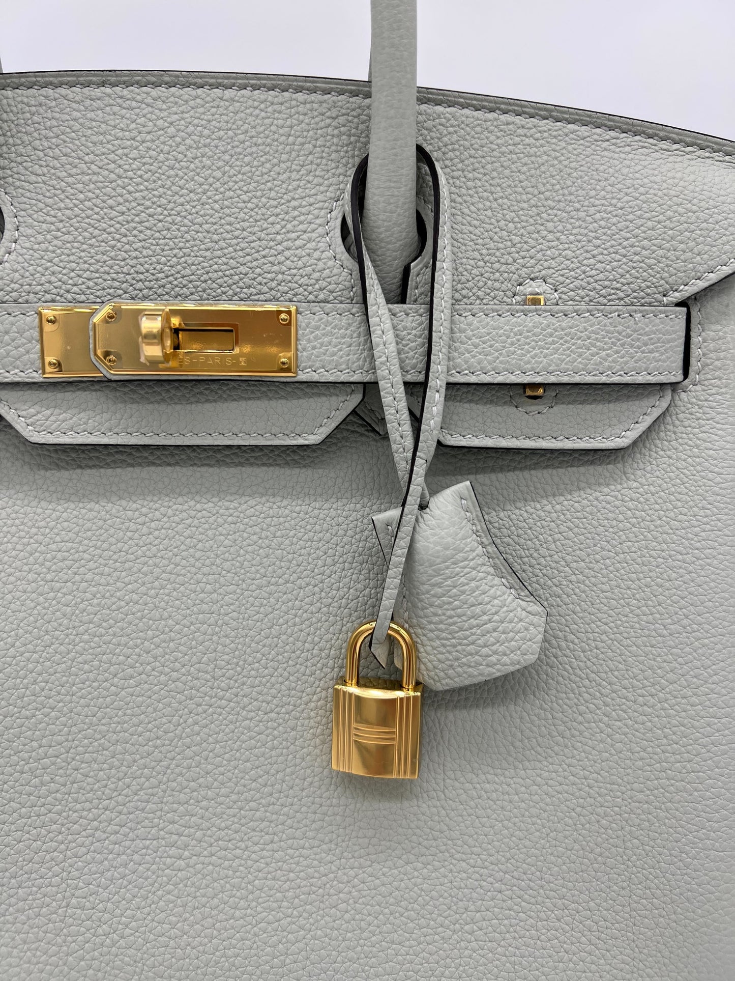 Hermes Birkin 30 Veau Togo Gris Neve Gold Hardware