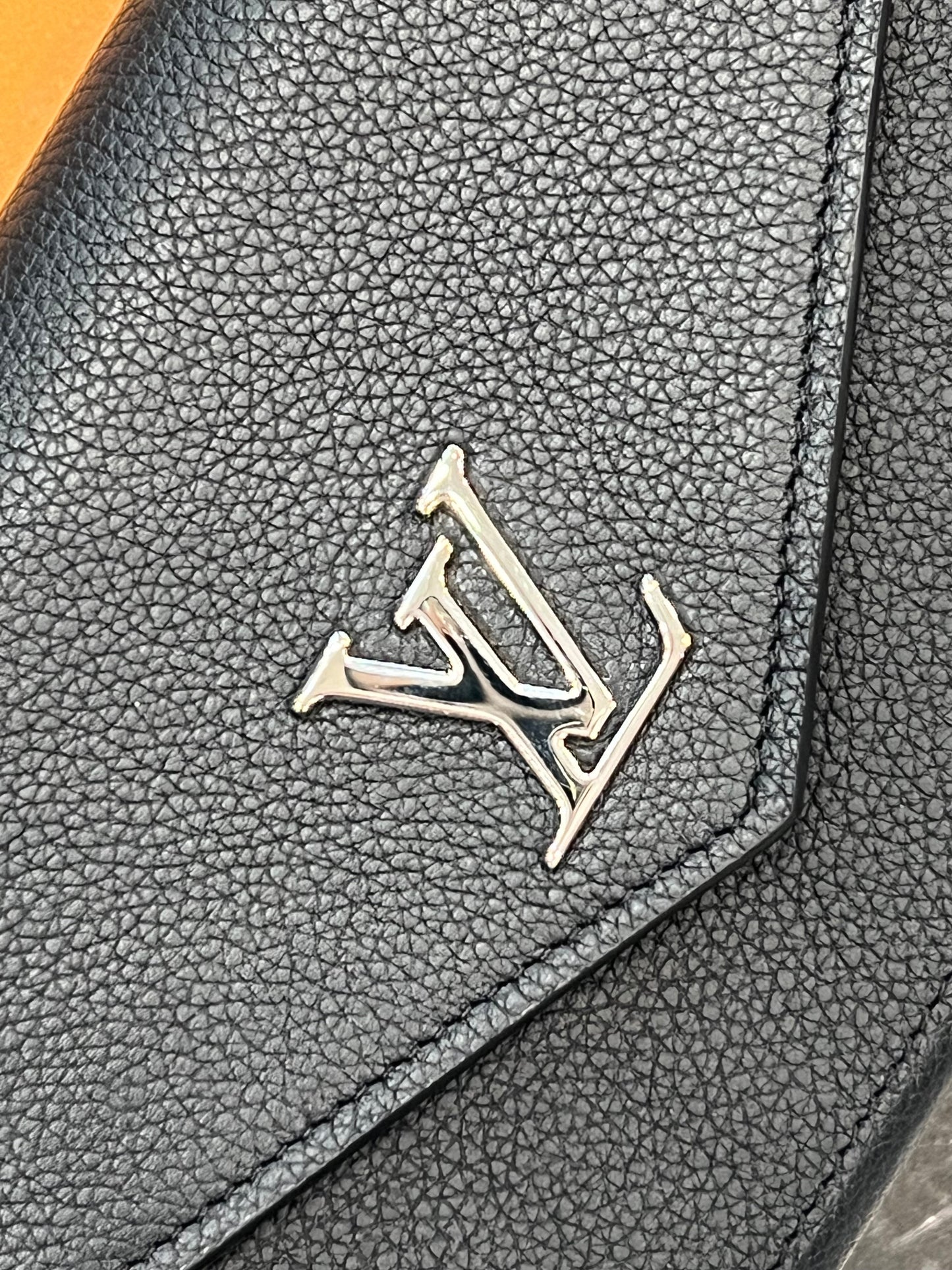 LOUIS VUITTON CALFSKIN LEATHER MY LOCKME WALLET