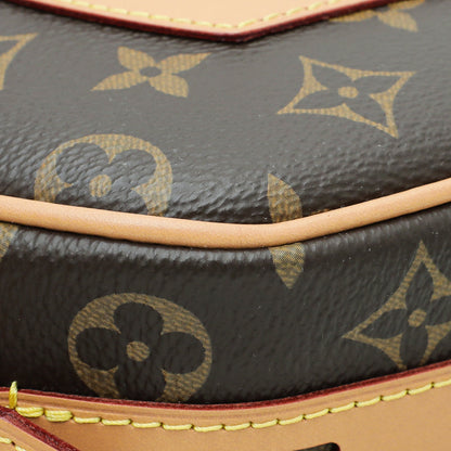 Louis Vuitton Monogram Boite Chapeau Souple MM Bag