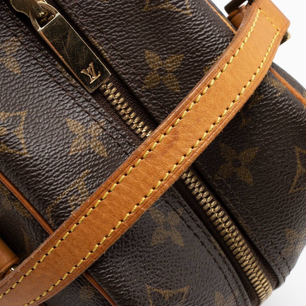 Louis Vuitton Monogram Canvas Cite MM Shoulder Bag (SHF-16727)