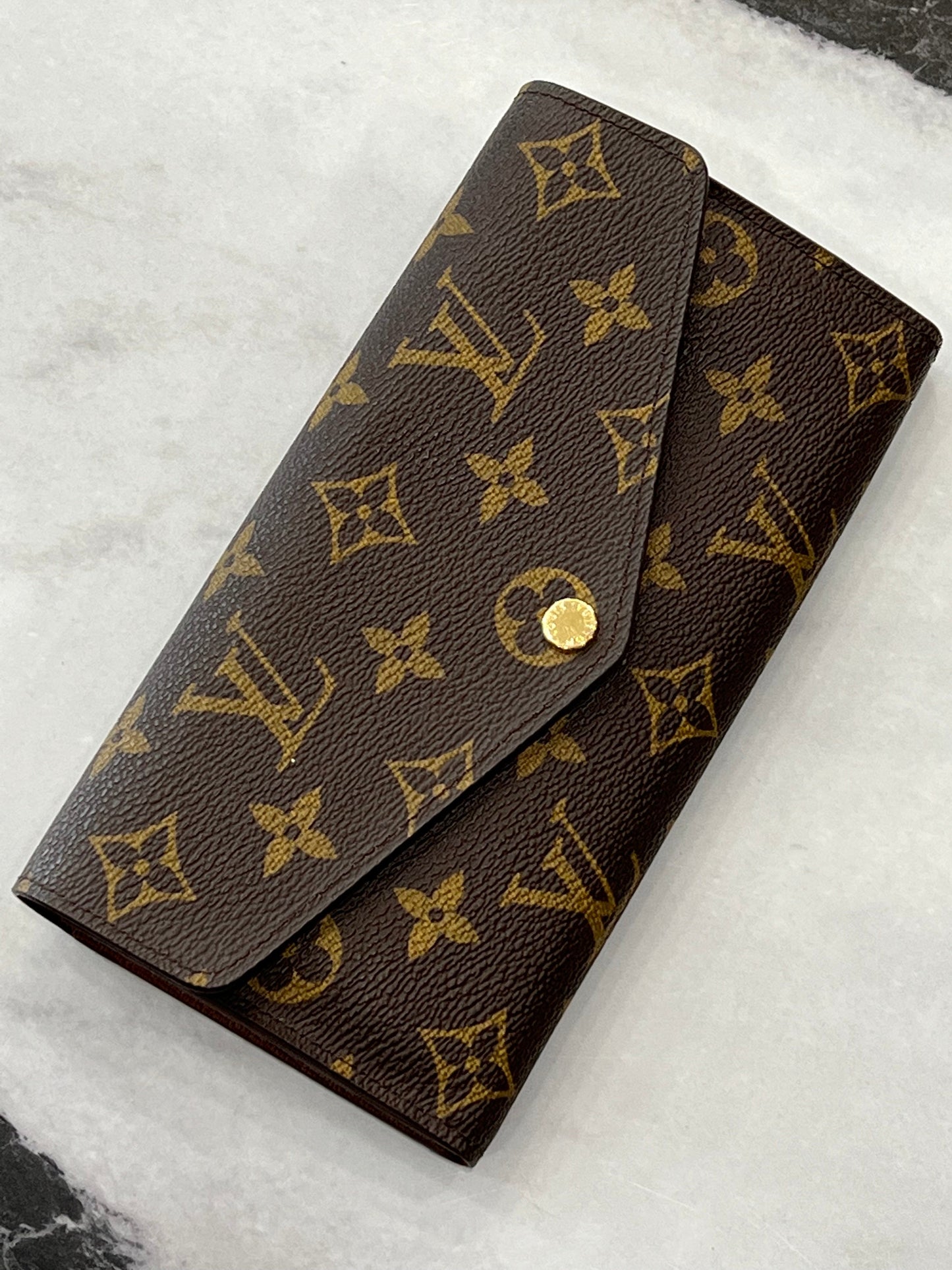 LOUIS VUITTON MONOGRAM SARAH WALLET