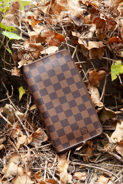 Louis Vuitton  Grande Zip Around Wallet Damier Ebene