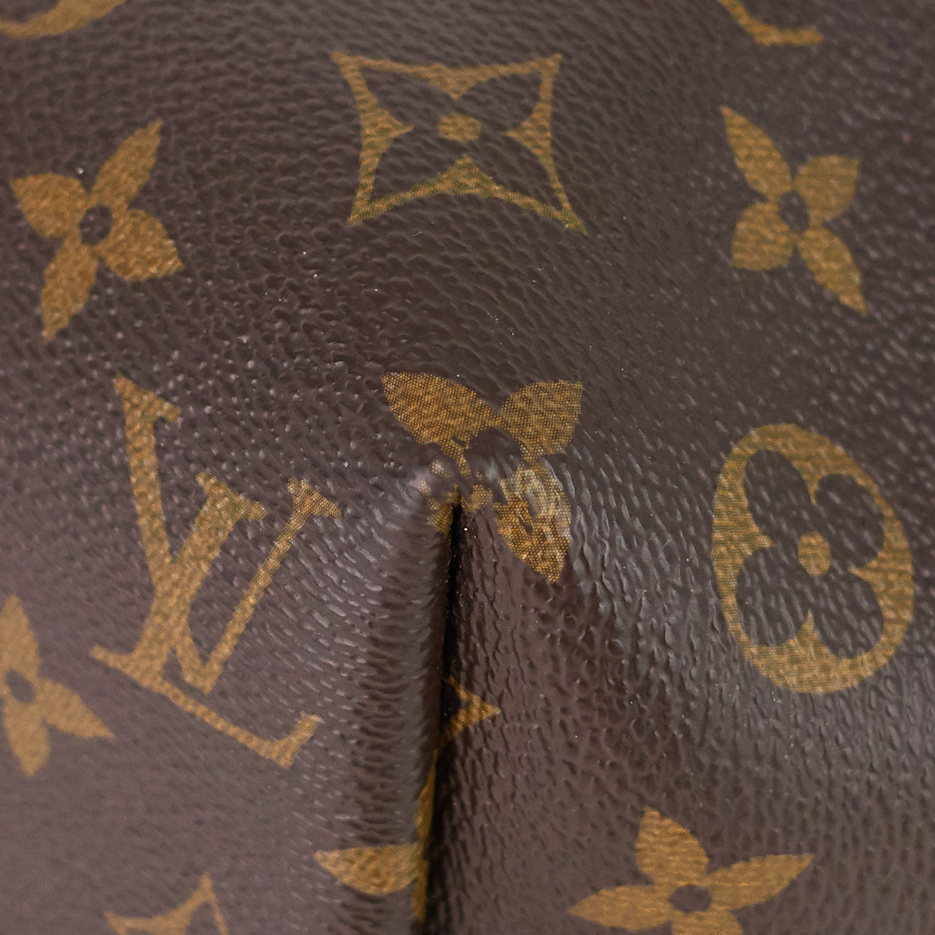 Louis Vuitton  Turenne MM Monogram Canvas Bag