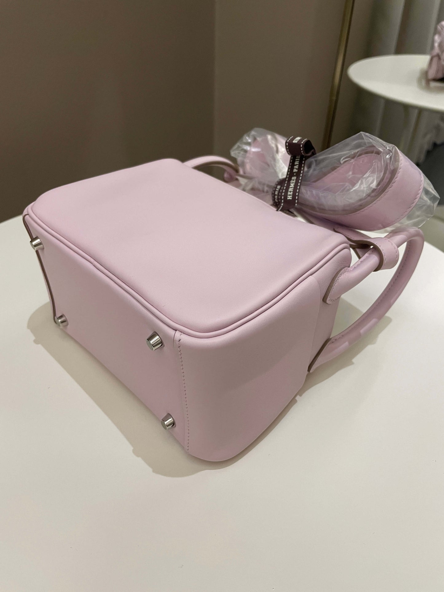 Hermes Mini Lindy Mauve Pale / Gold Swift