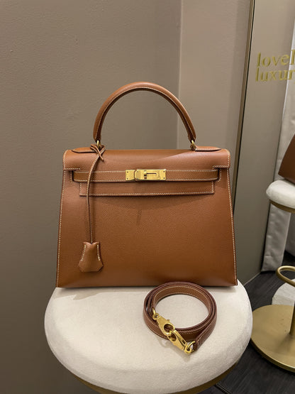 Hermes Vintage Kelly Sellier 28 Gold Courcheval