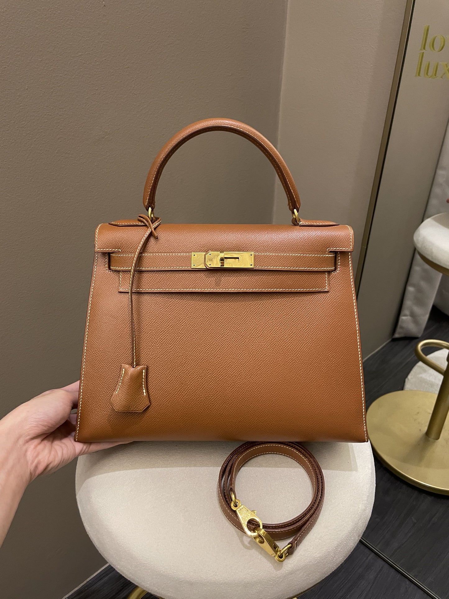 Hermes Vintage Kelly Sellier 28 Gold Courcheval