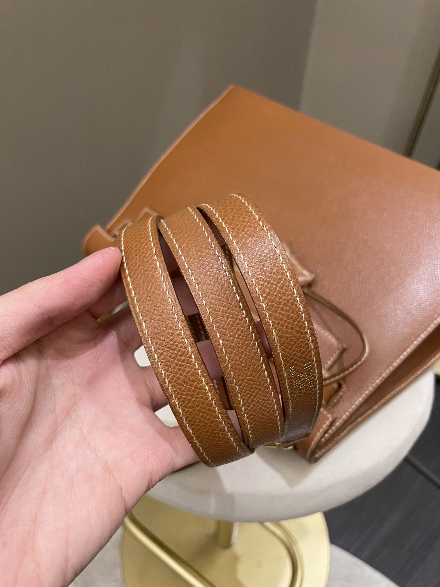 Hermes Vintage Kelly Sellier 28 Gold Courcheval