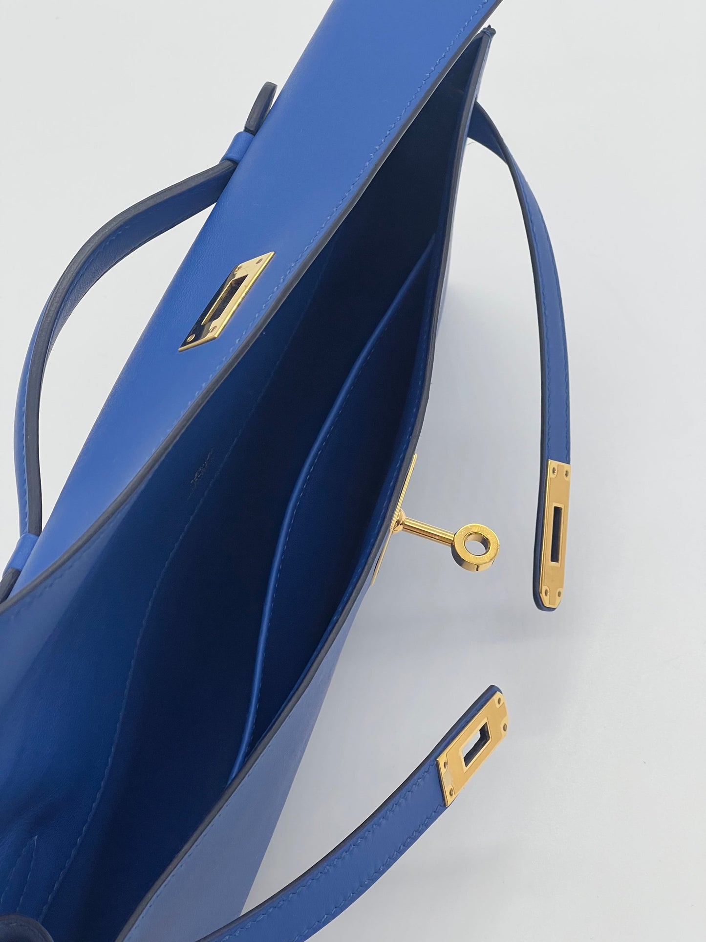 Hermes Kelly Cut Clutch Swift Calfskin Bleu France Gold Hardware