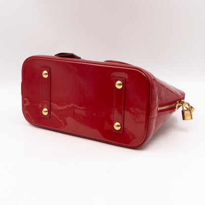 Alma PM Vernis Red with Shoulder Strap