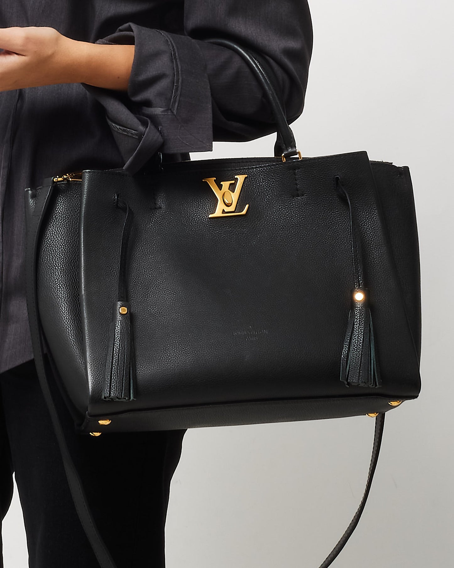 Louis Vuitton Black Leather Lockme Convertible Tote Bag