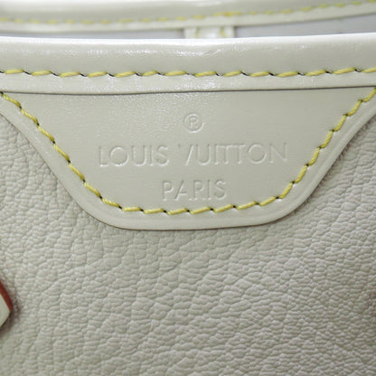 Louis Vuitton  Le Majestueux White Suhali