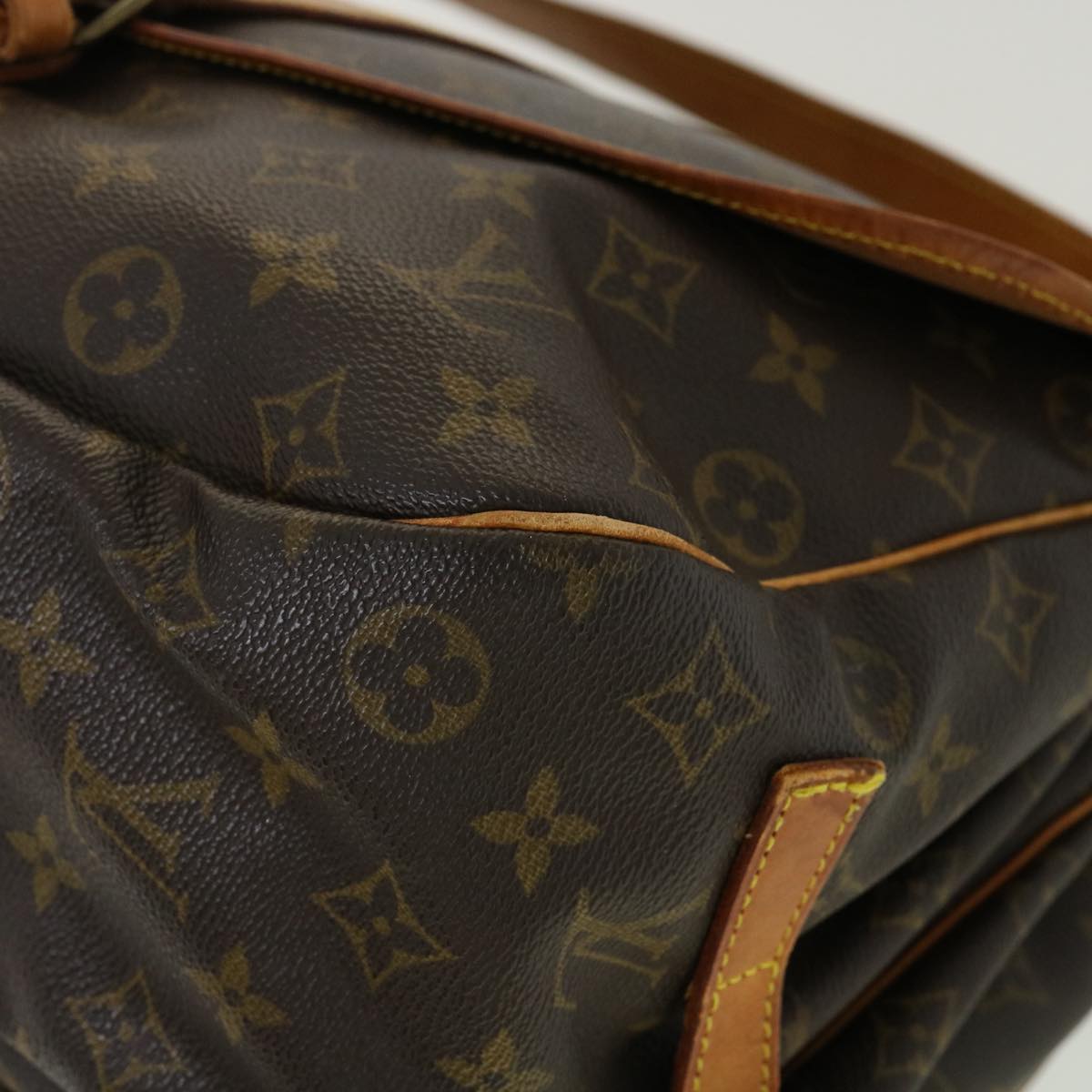 Louis Vuitton  Monogram Saumur 35 Shoulder Bag M42254 LV Auth am3305