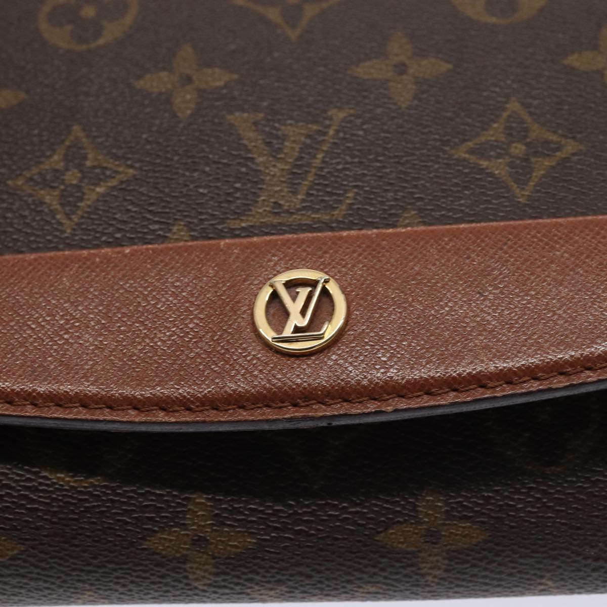 LOUIS VUITTON Monogram Bordeaux 27 Shoulder Bag M51797 LV Auth ar12503