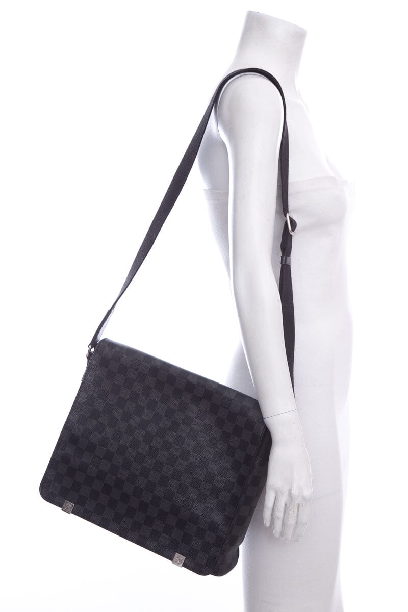 Louis Vuitton 2010 Daniel Graphite Damier Handbag