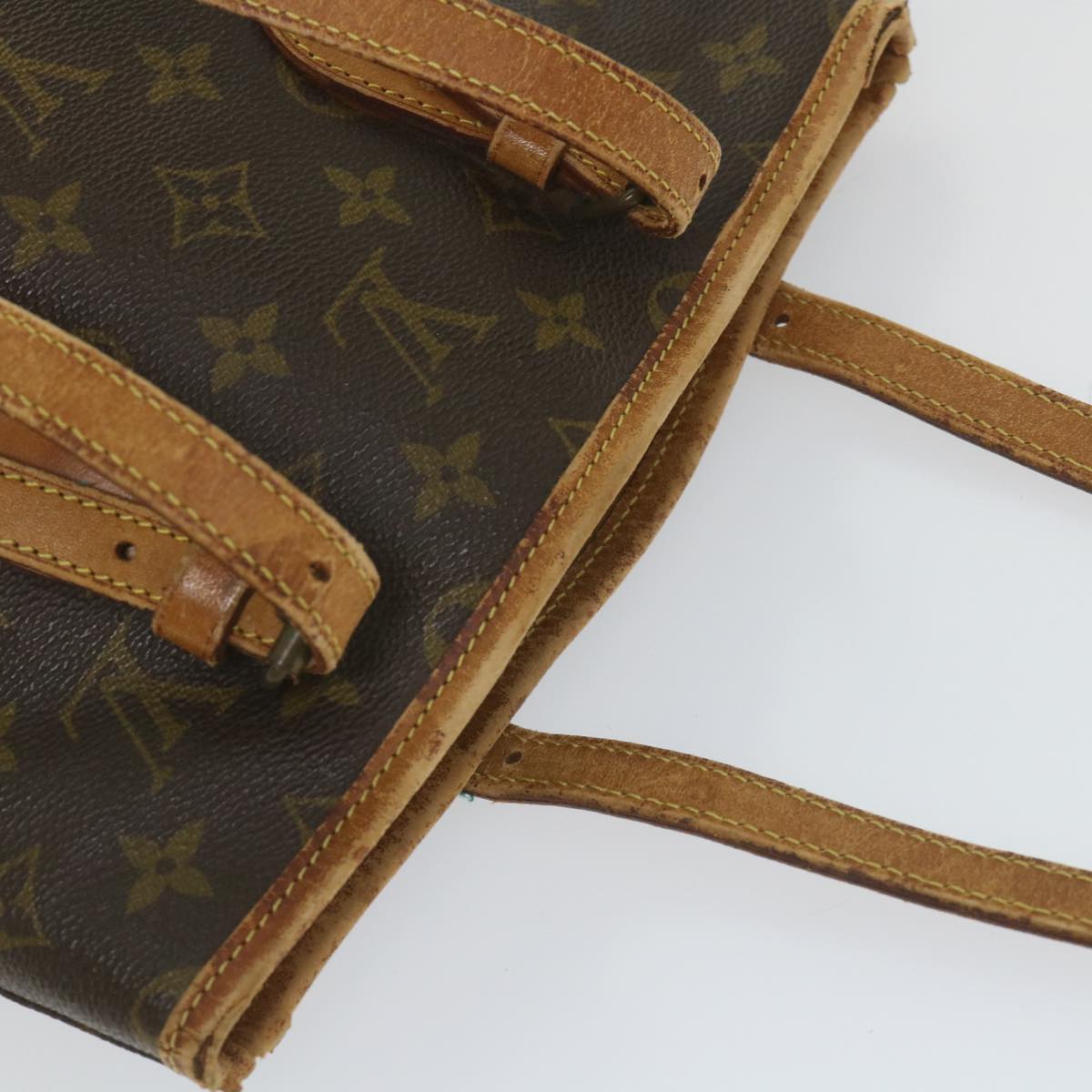 LOUIS VUITTON Monogram Bucket PM Shoulder Bag M42238 LV Auth bs9633