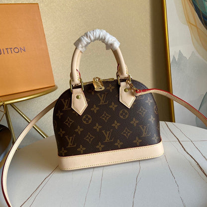 Designer Handbags Louis Vuitton 143