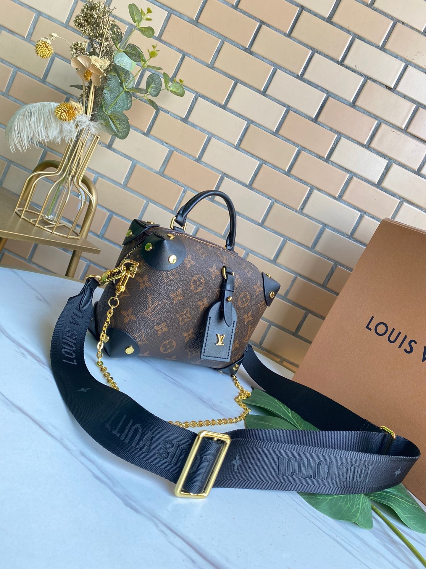 Designer Handbags Louis Vuitton 107