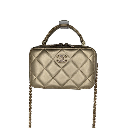 Chanel Metallic Lambskin Quilted Top Handle Vanity Case Gold