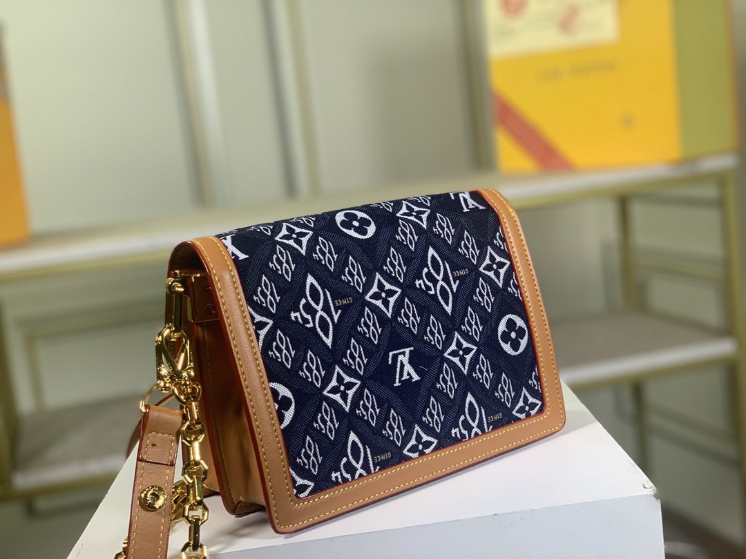 Designer Handbags Louis Vuitton 109