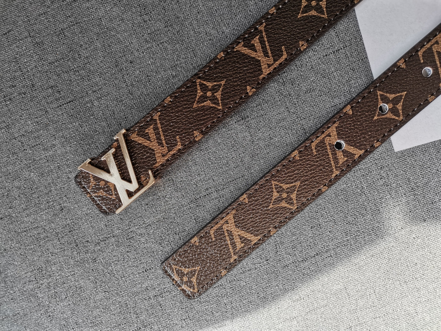 Louis Vuitton  thin Belt 2.5cm