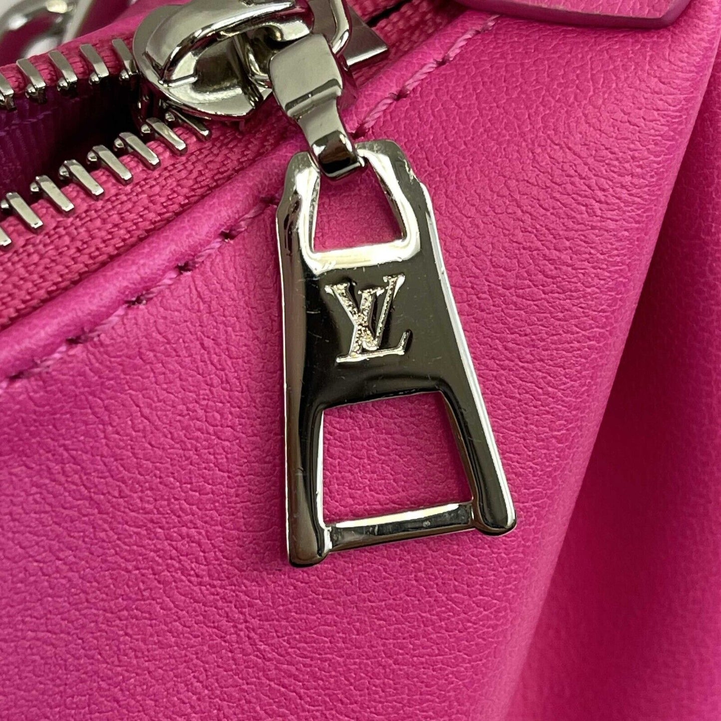 Louis Vuitton  - NEW Over the Moon Monogram Rose Miami Pink Shoulder Chain Strap