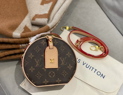 Designer Handbags Louis Vuitton 074