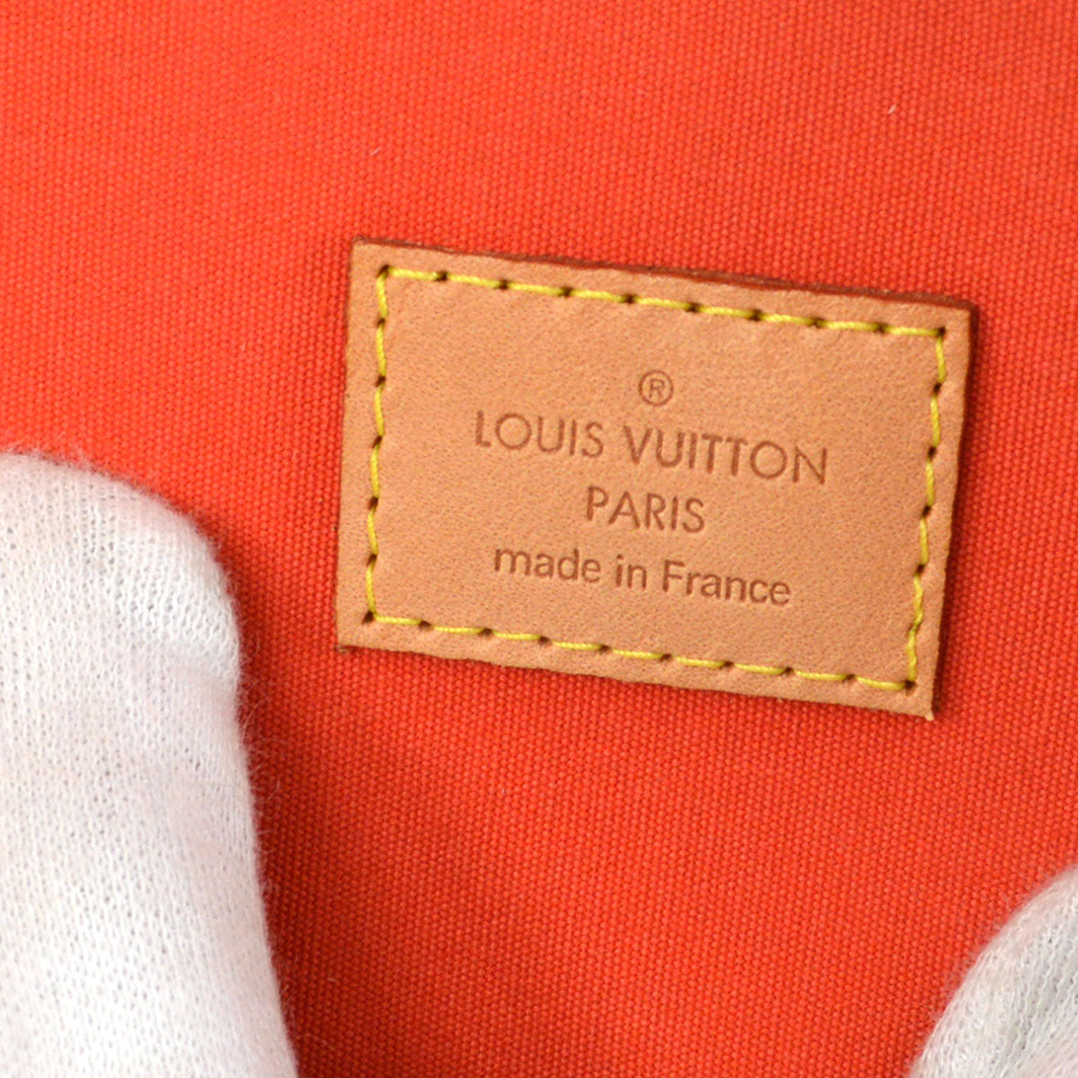 Louis Vuitton * 2009 ALMA MM VERNIS M93687