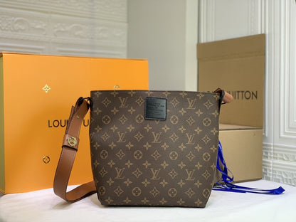 Designer Handbags Louis Vuitton 105