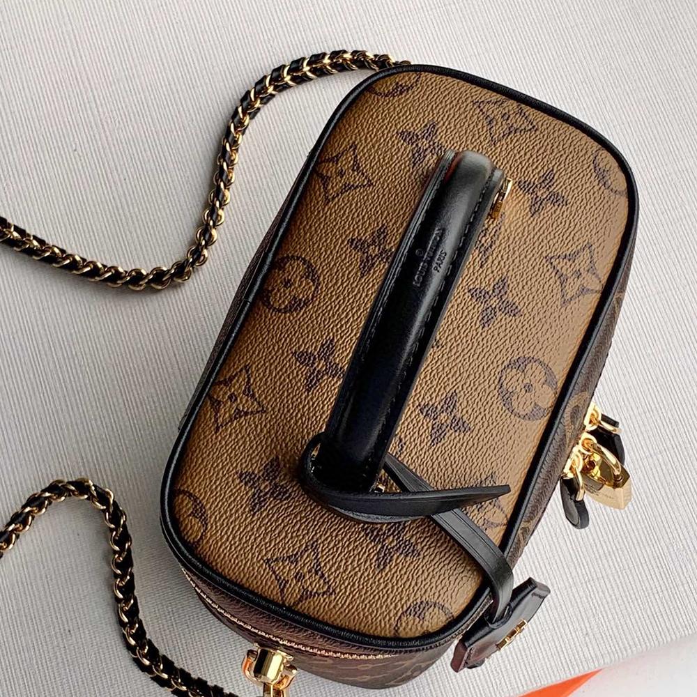 Louis Vuitton  VANITY PM