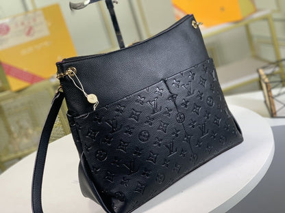 Designer Handbags Louis Vuitton 112