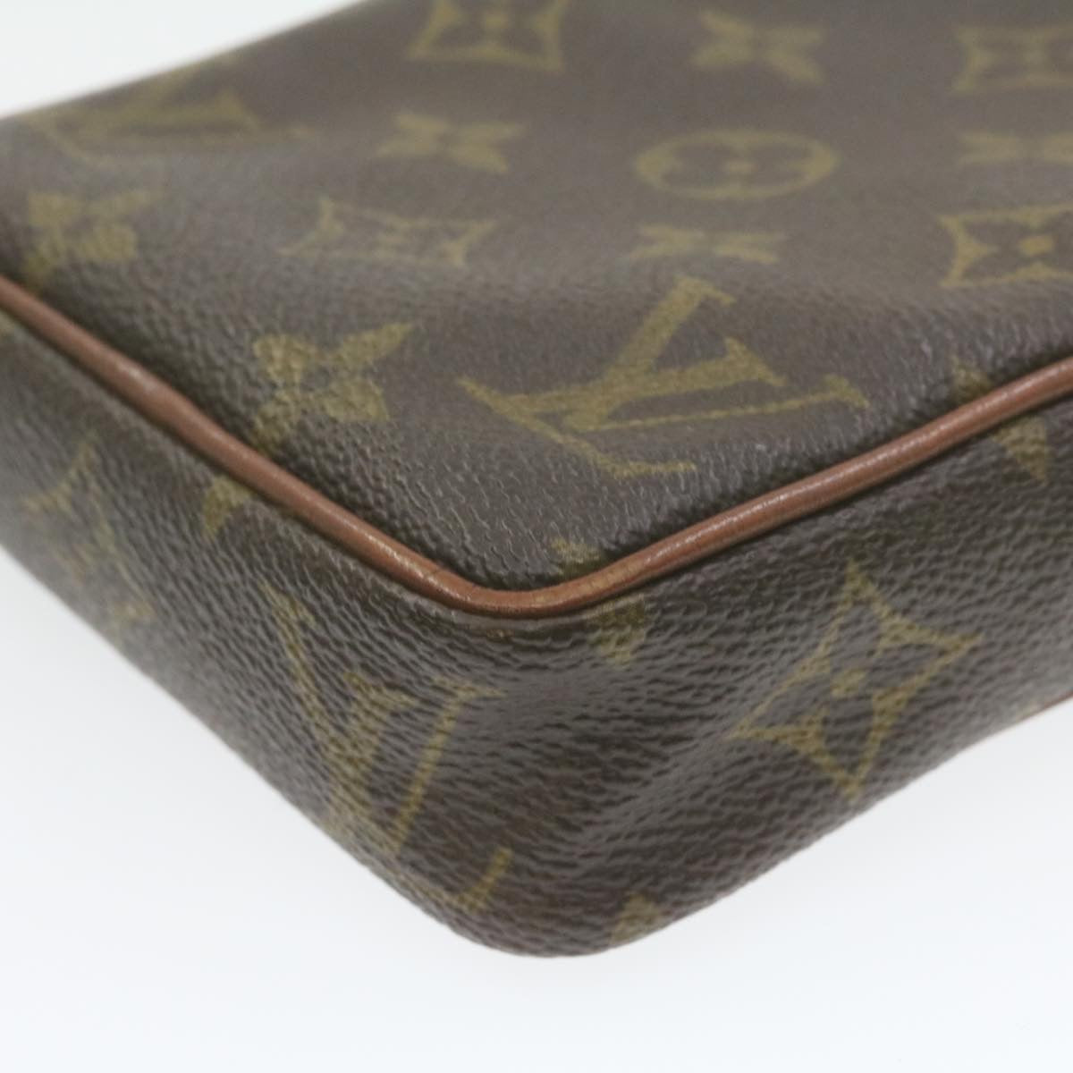 Louis Vuitton  Monogram Mini Poche Shoulder Bag No.202 LV Auth am661g