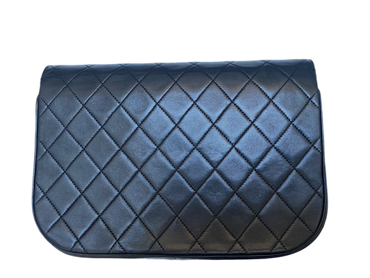 Chanel vintage black quilted flap Bag