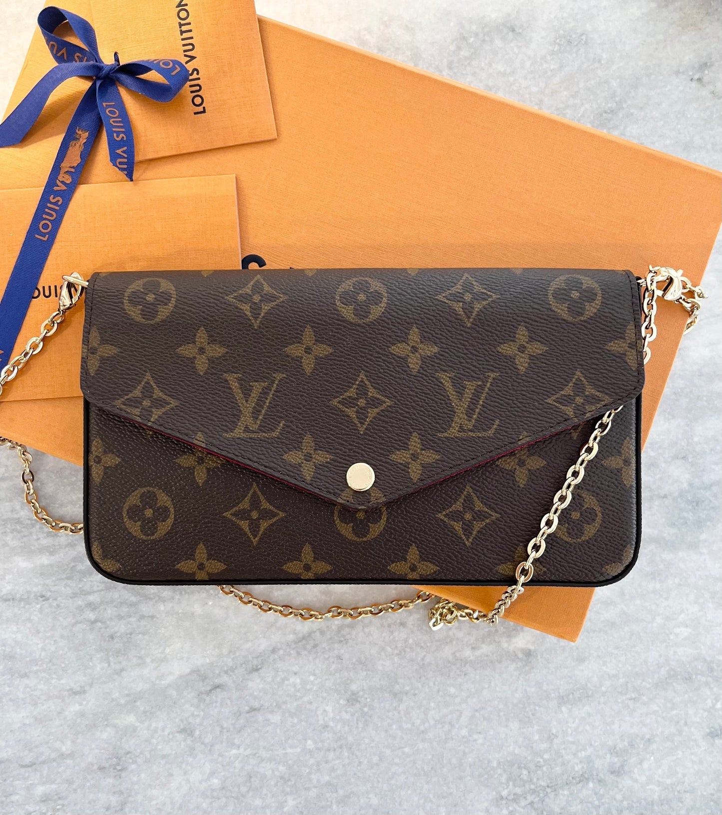 Louis Vuitton 2022 Felicie Pochette Monogram Crossbody Bag