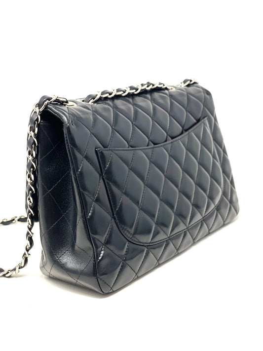 Chanel Classic Flap Bag Jumbo