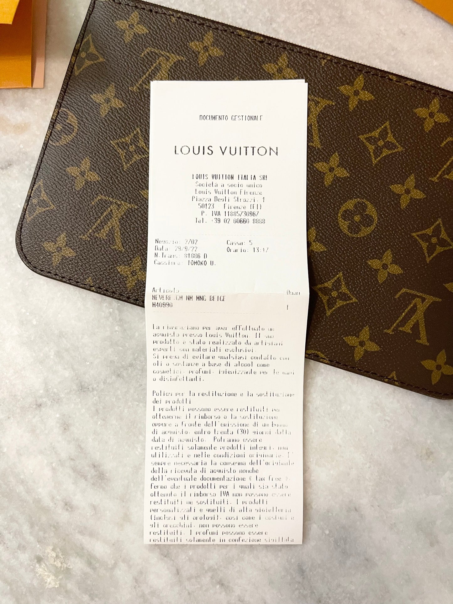 LOUIS VUITTON 2022 Neverfull GM Monogram Wristlet Pouch In Beige