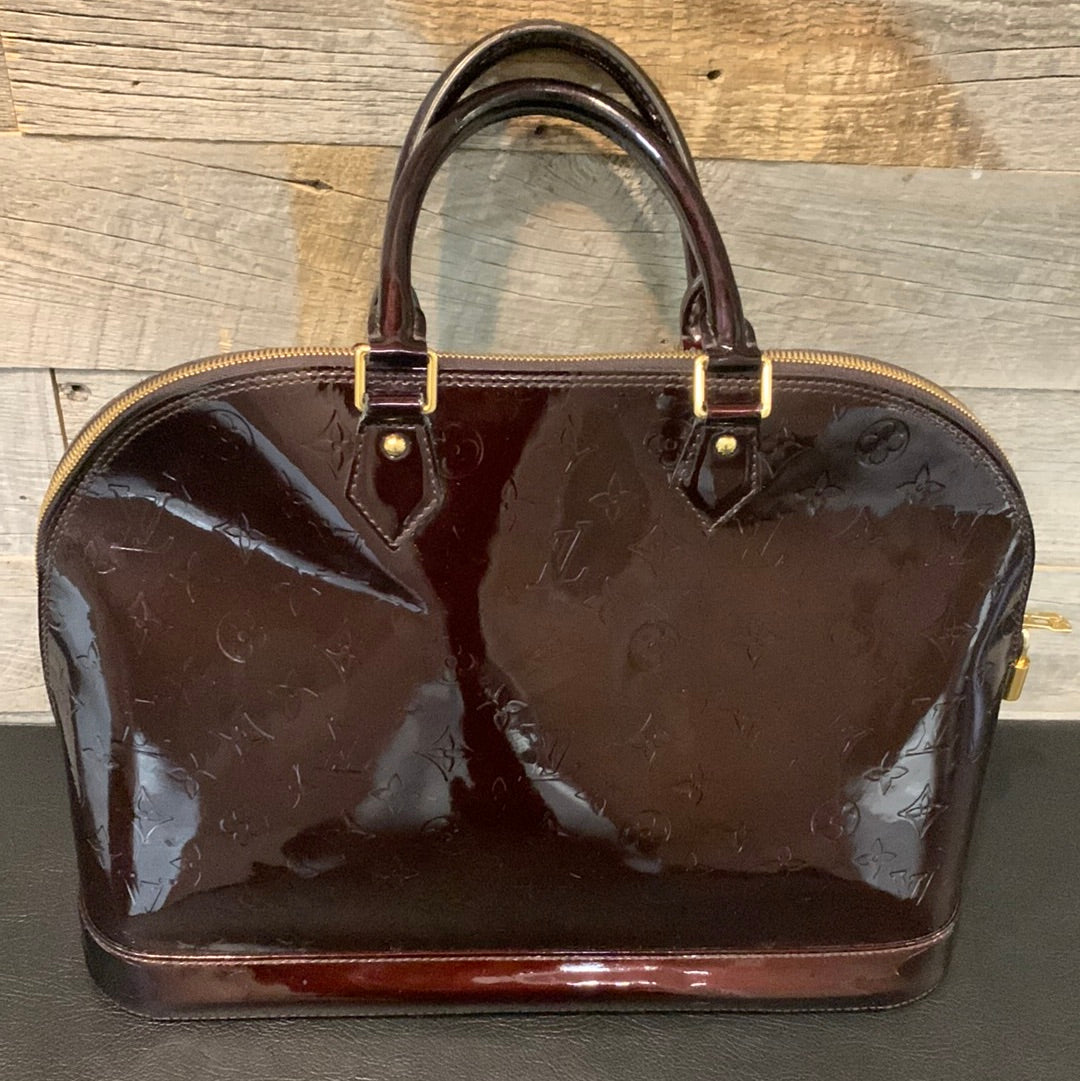 Louis Vuitton Alma Vernis GM Handbag