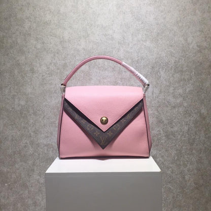 Louis Vuitton Double V handbag