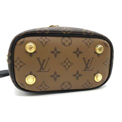 Handbag Luxury Designer By Louis Vuitton  Size: Small