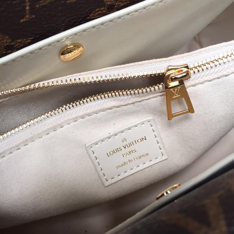 Louis Vuitton  Double V Handbag