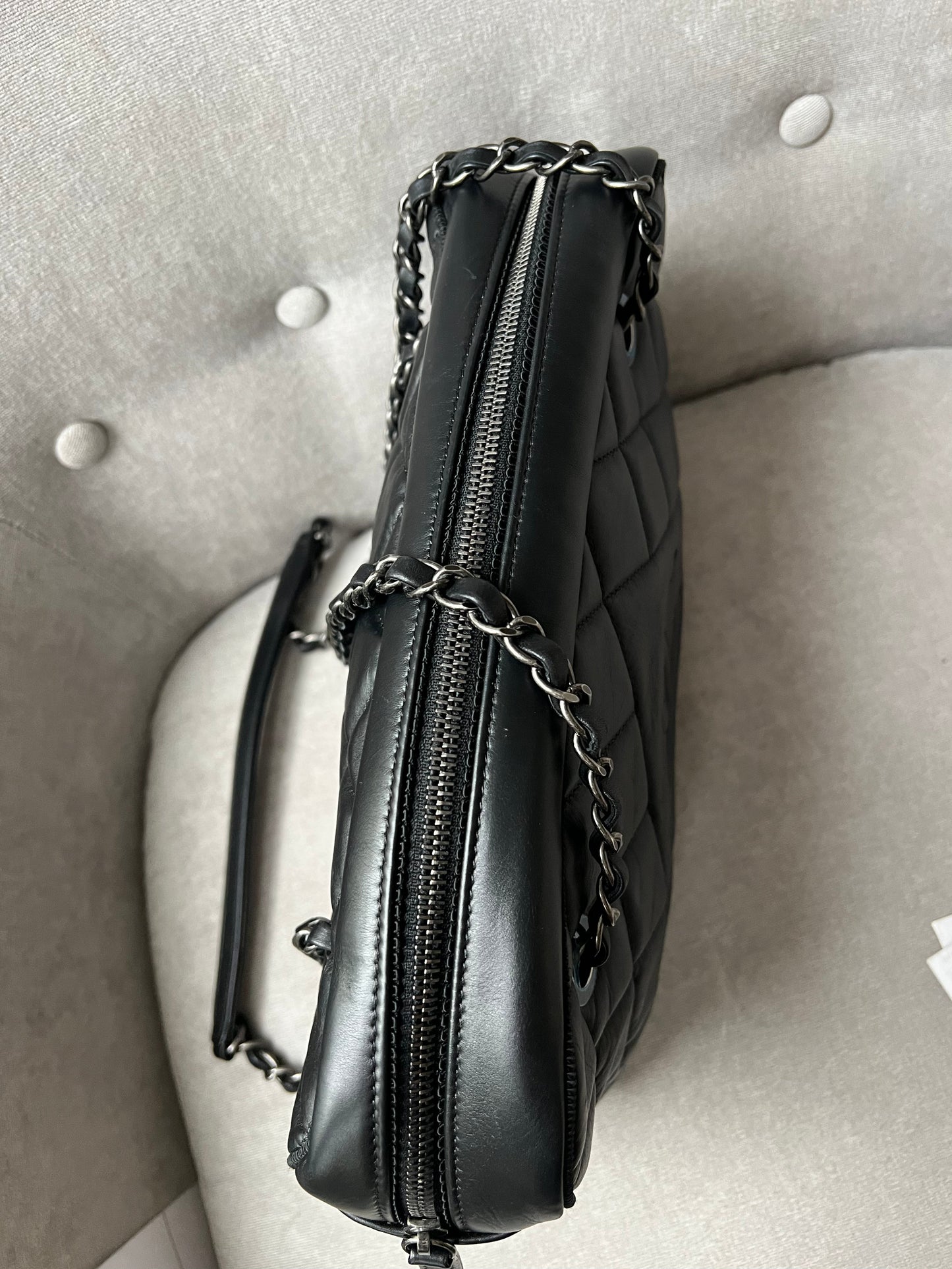 Chanel Diamond CC Ballerine Shoulder Bag in Black Calfskin with Ruthenium Hardware