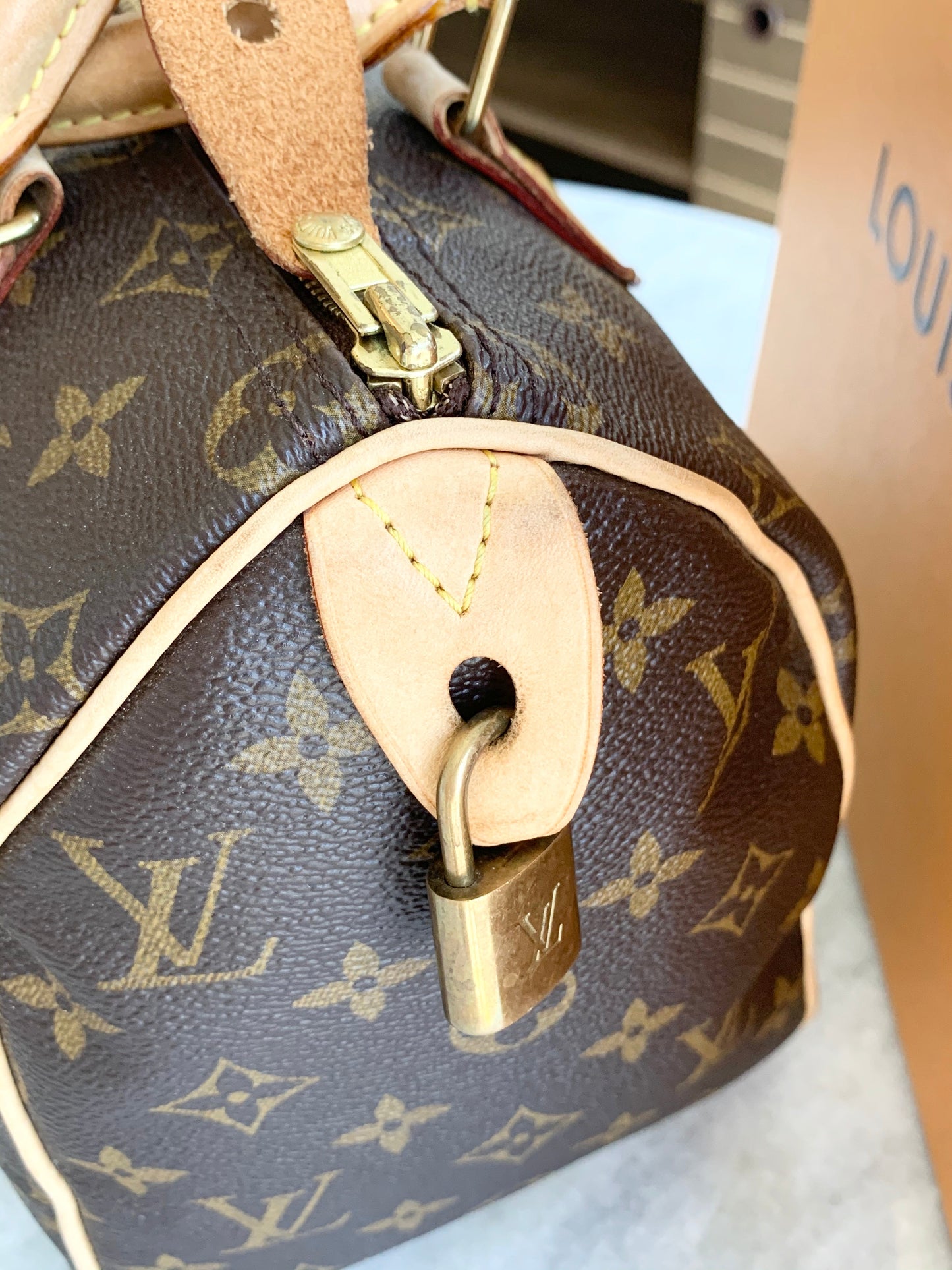 [SOLD] Louis Vuitton  Speedy 25 Monogram Satchel Bag