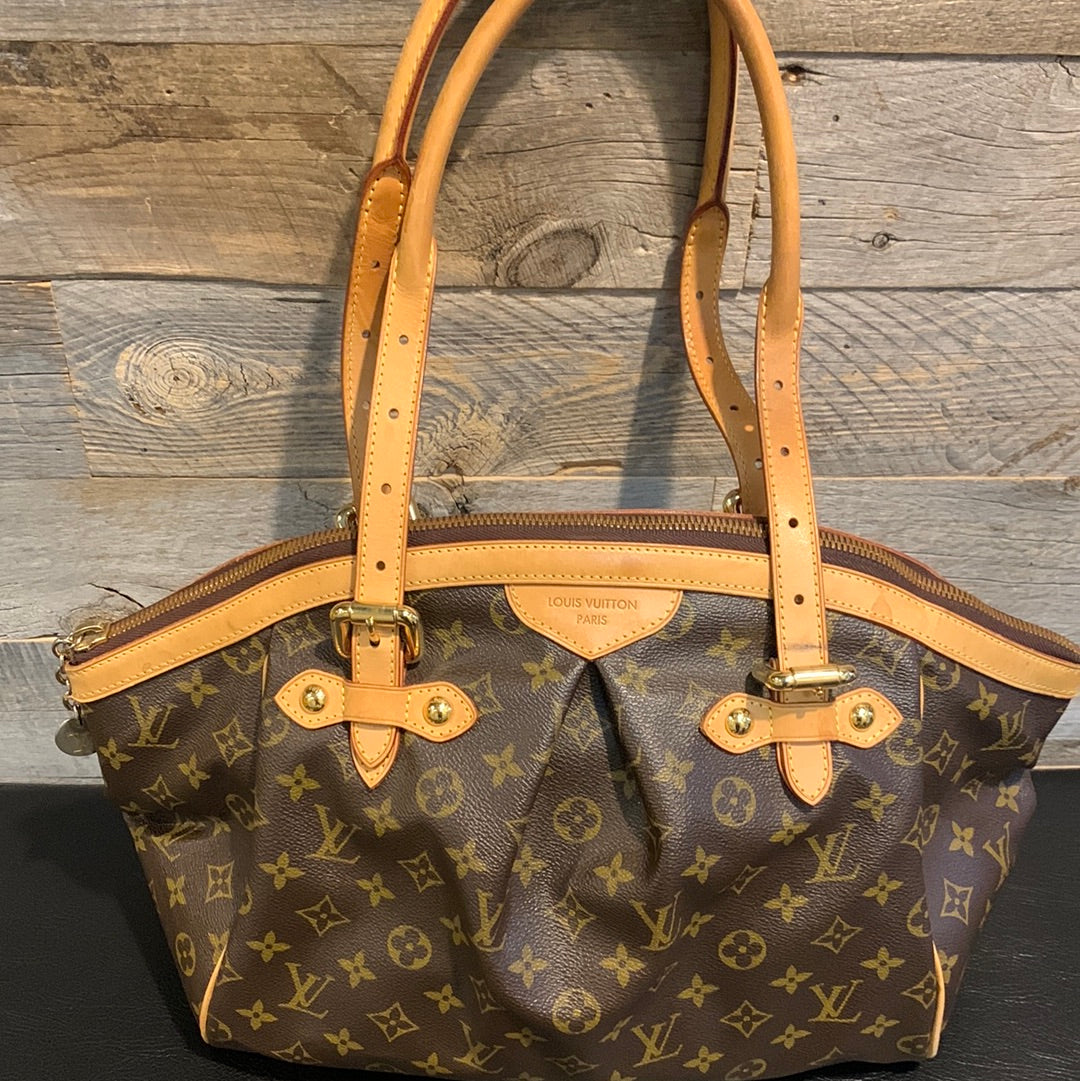 Louis Vuitton Tivoli GM Shoulder Bag