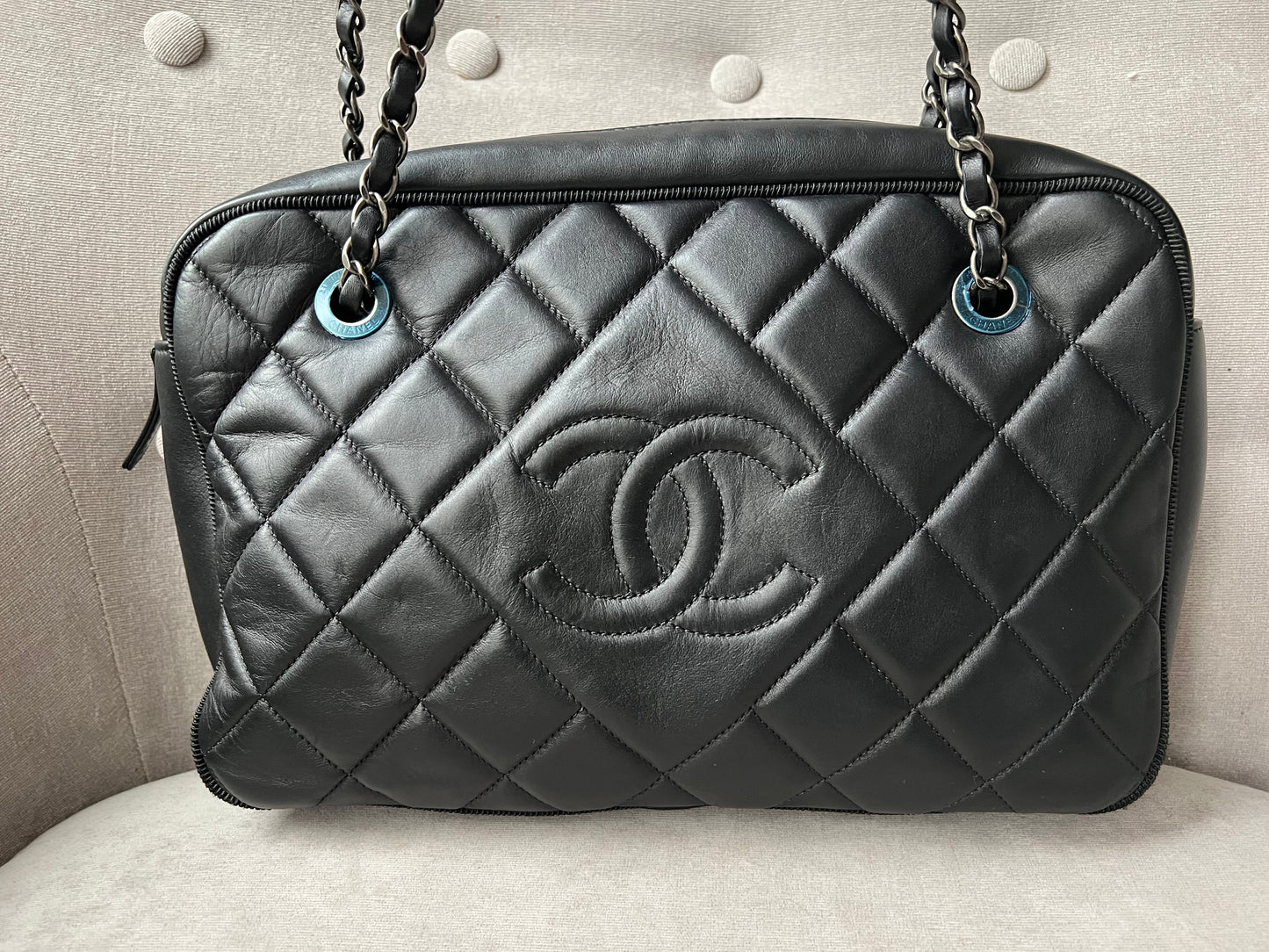 Chanel Diamond CC Ballerine Shoulder Bag in Black Calfskin with Ruthenium Hardware