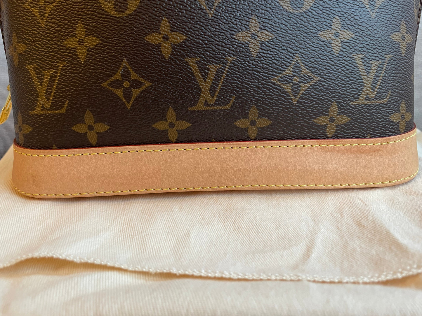 Louis Vuitton Alma BB Monogram (RRP £1,380)